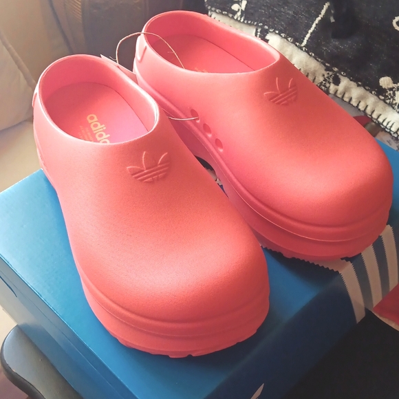 WOMENS ADIDAS CROCS - Picture 2 of 5